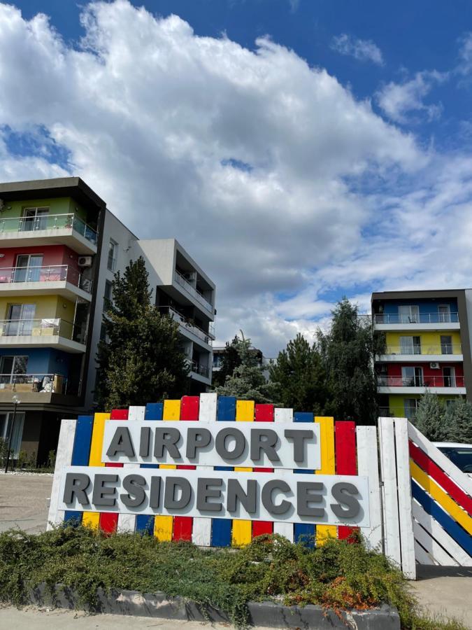 Fly Airport Residences & Therme-Self Check-In โอโตเปนี ภายนอก รูปภาพ